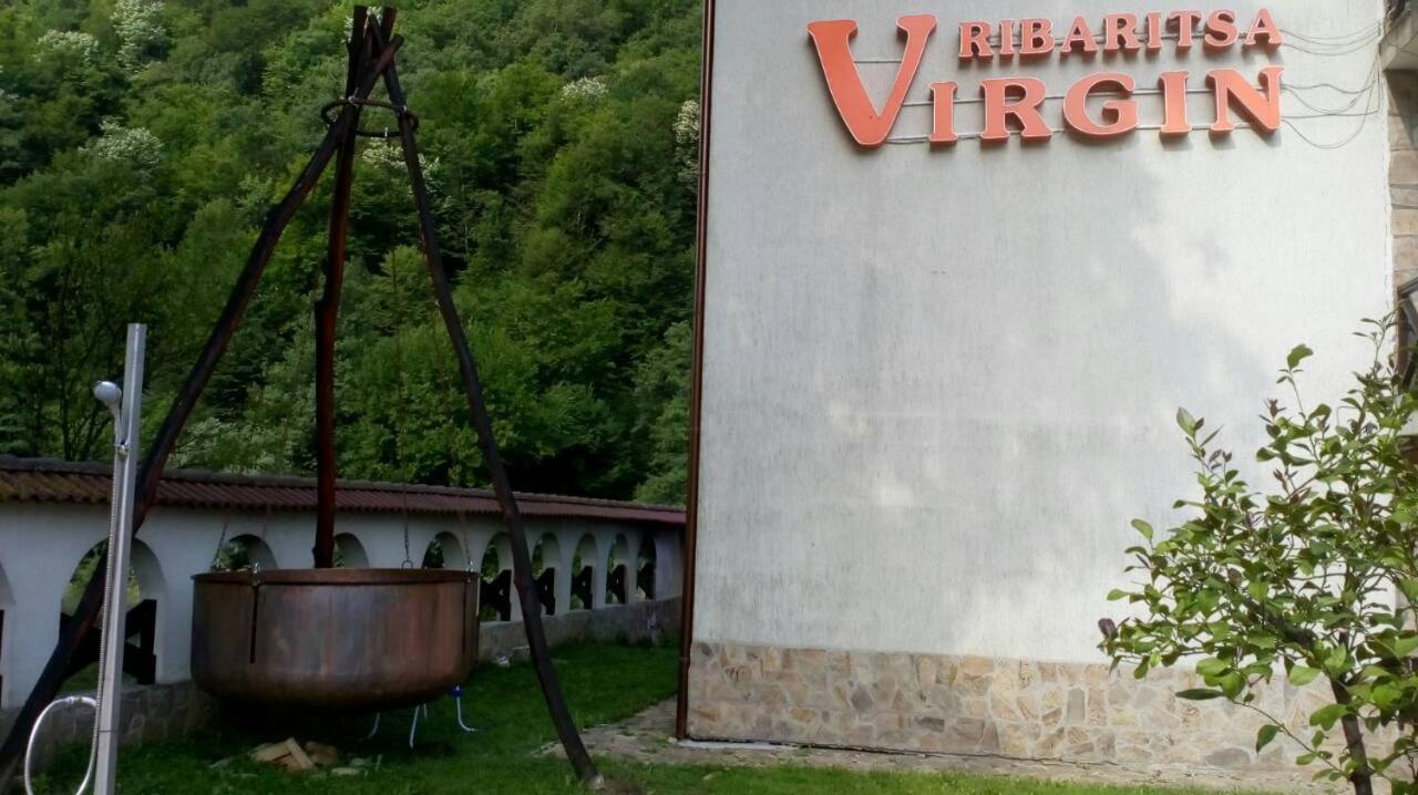 Family Hotel Virgin Ribaritsa Buitenkant foto